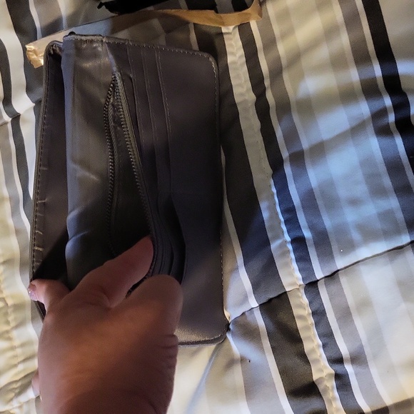 Wallet - Picture 5 of 6